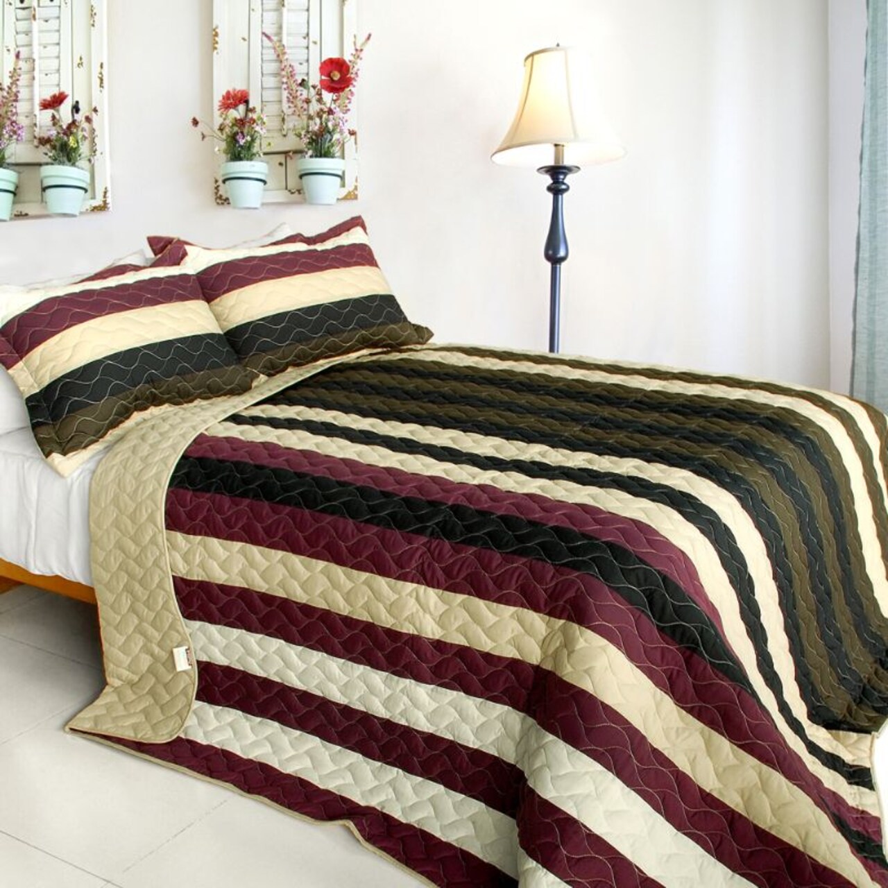 Handmade Reversible Quilt Set, Full/Queen, Horizontal Stripes & Shams